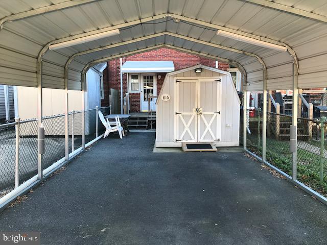 816 Middlesex Road Baltimore, MD 21221 - Photo 5 of 22 Carport