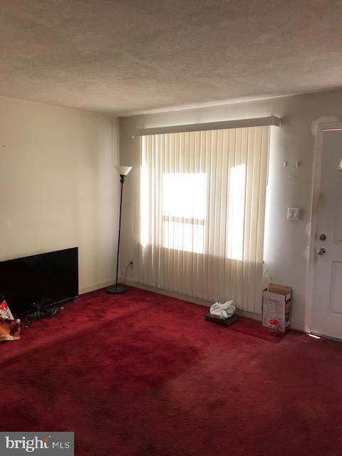 816 Middlesex Road Baltimore, MD 21221 - Photo 8 of 22 Living Rppm