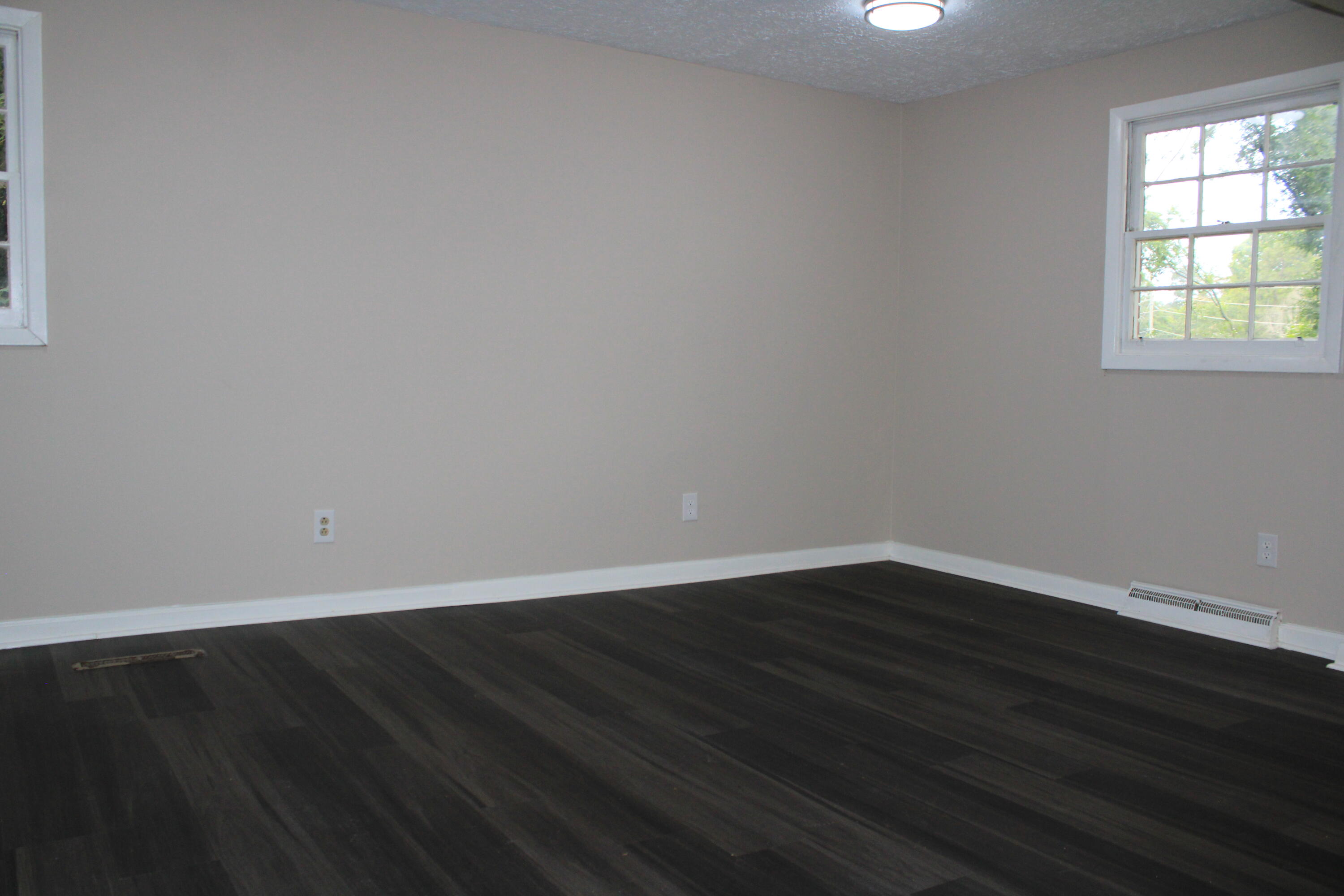 3328 Vaucluse Road Aiken, SC 29801 - Photo 7 of 31 Gallery Image 7