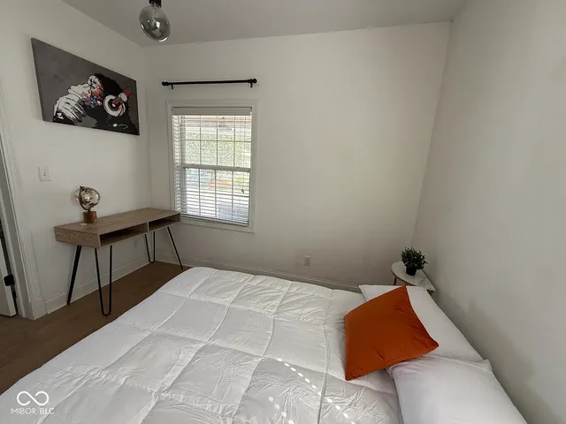 $2,800 | 1306 South East Street, Indianapolis, IN 46225