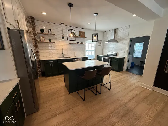 $2,800 | 1306 South East Street, Indianapolis, IN 46225