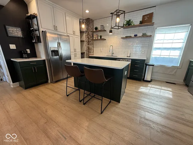 $2,800 | 1306 South East Street, Indianapolis, IN 46225