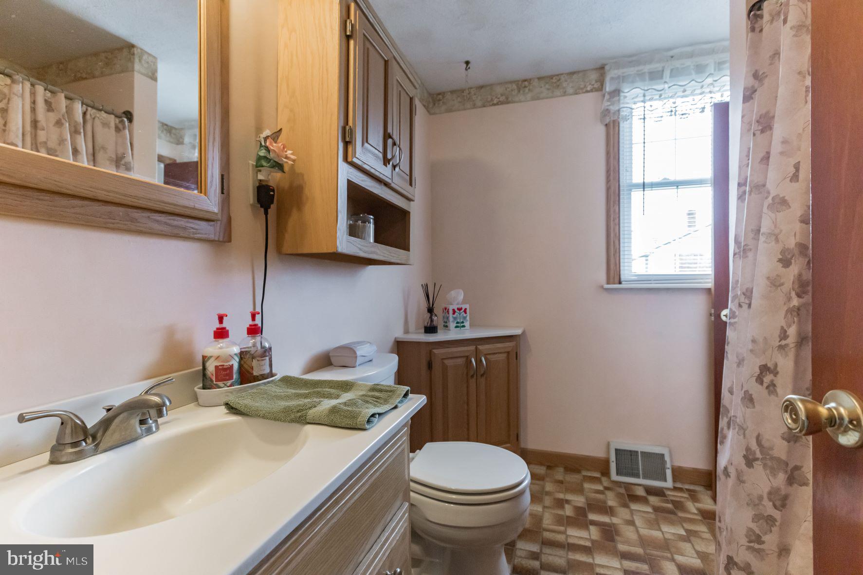 4602 Argyle Road Brookhaven, PA 19015 - Photo 10 of 33 Gallery Image 10