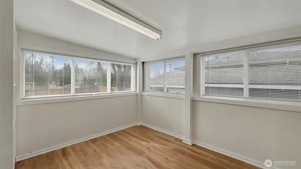 $925,000 | 7301 32nd Avenue South, Seattle, WA 98118