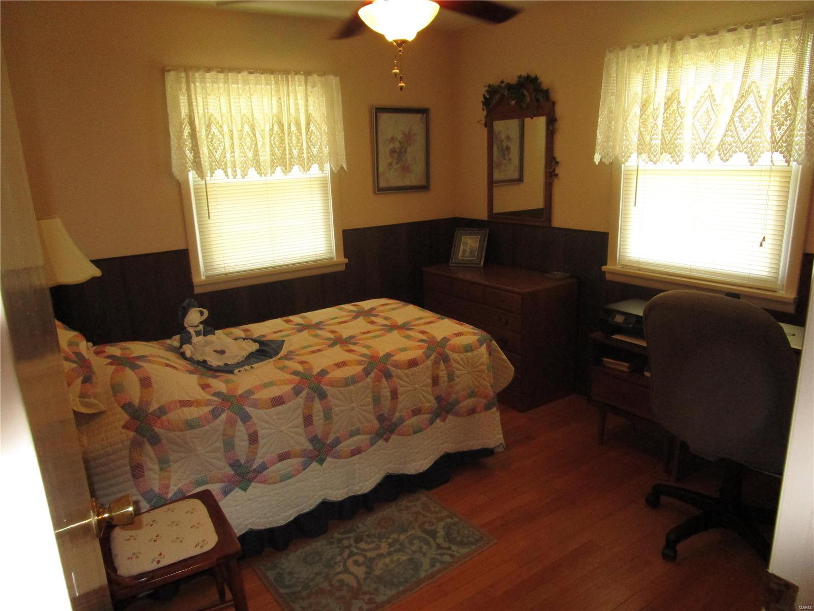 120 East Old Plank Road Chester, IL 62233 - Photo 16 of 28