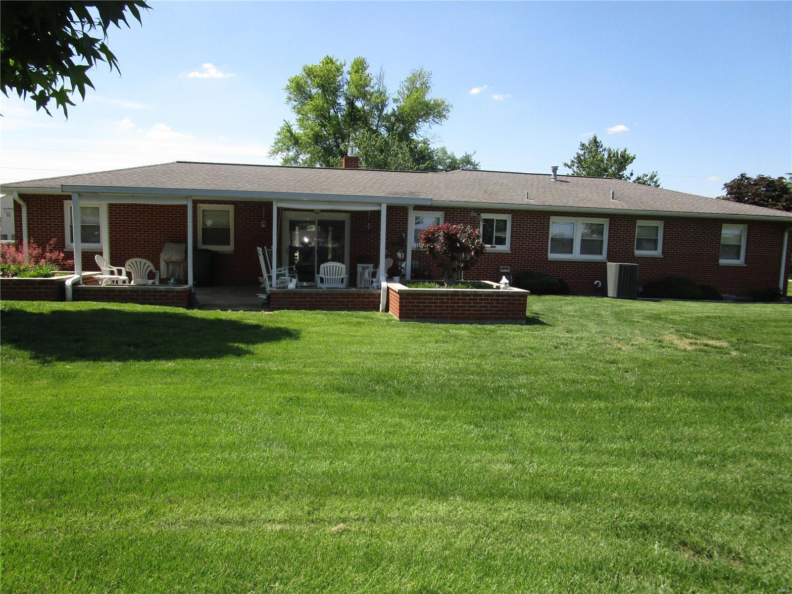 120 East Old Plank Road Chester, IL 62233 - Photo 3 of 28