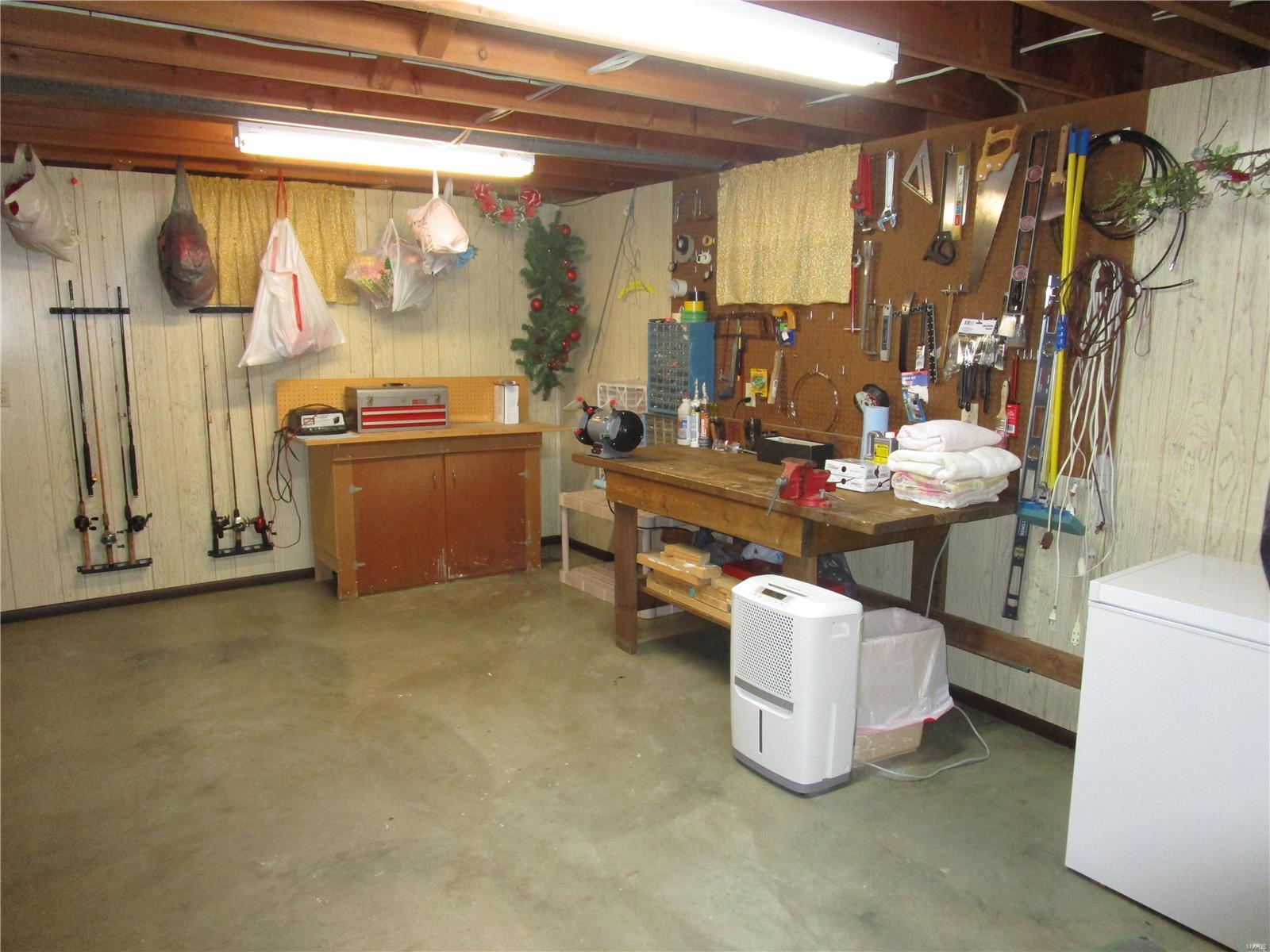 120 East Old Plank Road Chester, IL 62233 - Photo 27 of 28