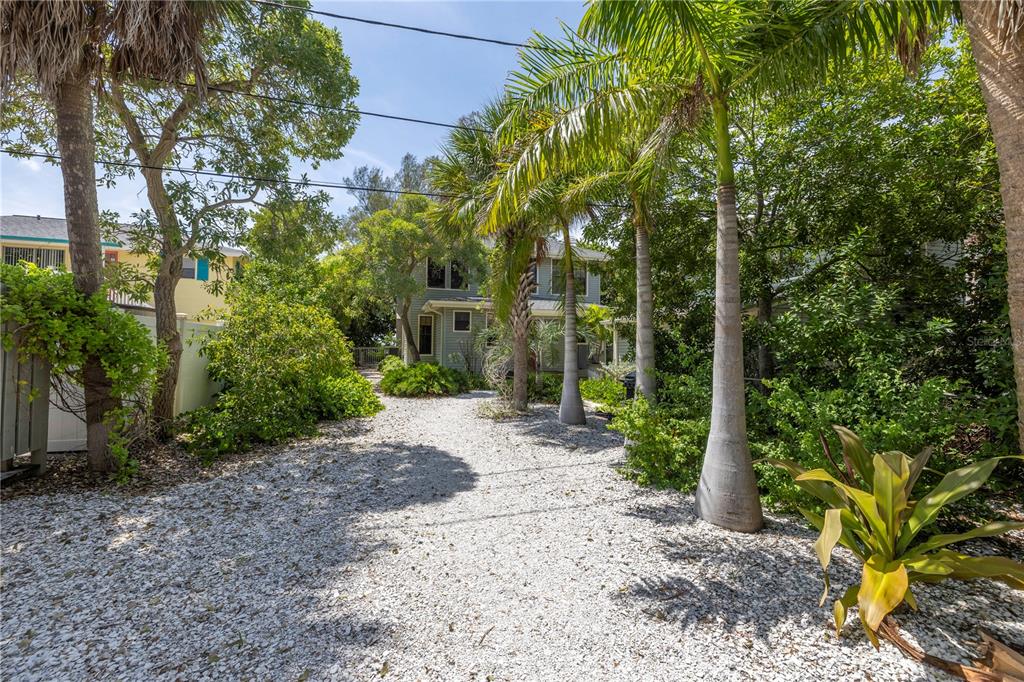 516 Gulf Boulevard Indian Rocks Beach, FL 33785 - Photo 9 of 97