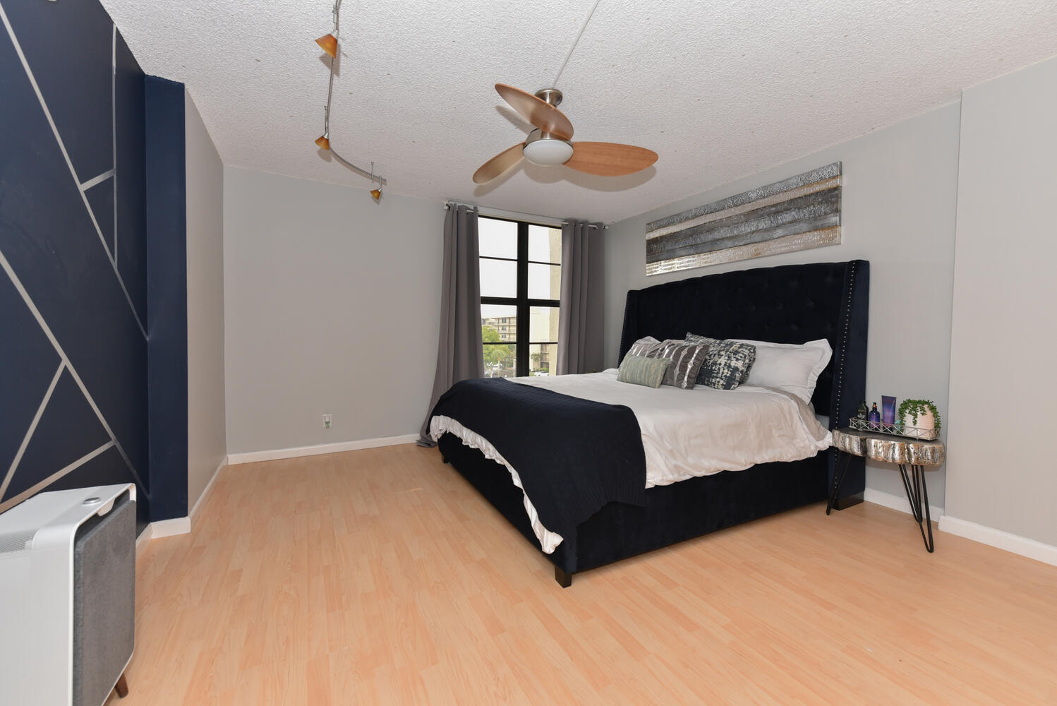 4 Royal Palm Way, Unit 504 Boca Raton, FL 33432 - Photo 11 of 25 Main Bedroom 1
