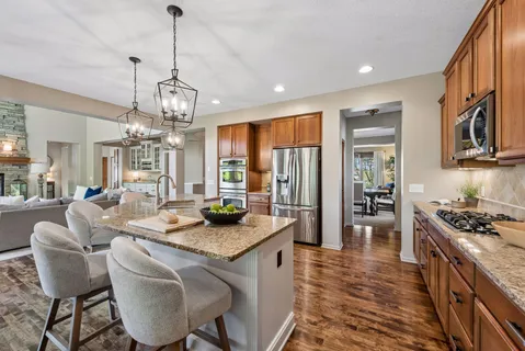 $950,000 | 1800 Carriage Drive, Victoria, MN 55386
