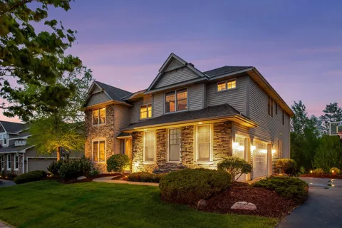$950,000 | 1800 Carriage Drive, Victoria, MN 55386