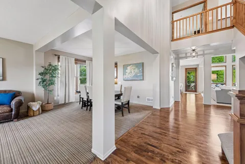 $950,000 | 1800 Carriage Drive, Victoria, MN 55386