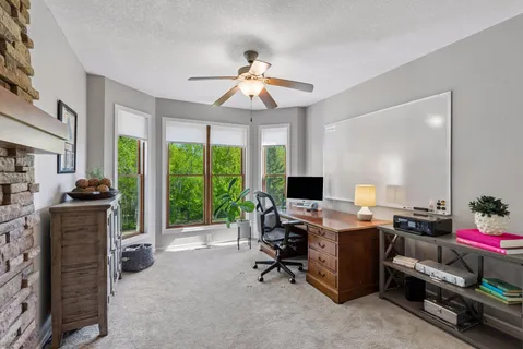 $950,000 | 1800 Carriage Drive, Victoria, MN 55386