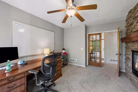 $950,000 | 1800 Carriage Drive, Victoria, MN 55386