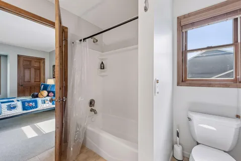 $950,000 | 1800 Carriage Drive, Victoria, MN 55386