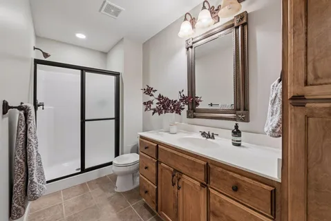 $950,000 | 1800 Carriage Drive, Victoria, MN 55386