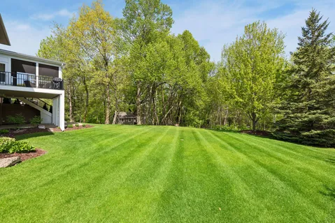 $950,000 | 1800 Carriage Drive, Victoria, MN 55386
