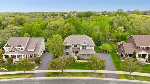 $950,000 | 1800 Carriage Drive, Victoria, MN 55386