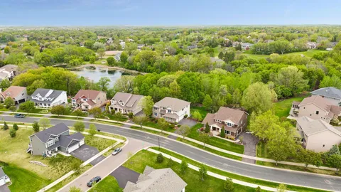 $950,000 | 1800 Carriage Drive, Victoria, MN 55386