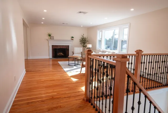 $1,275,000 | 33 Marla Lane, Reading, MA 01867