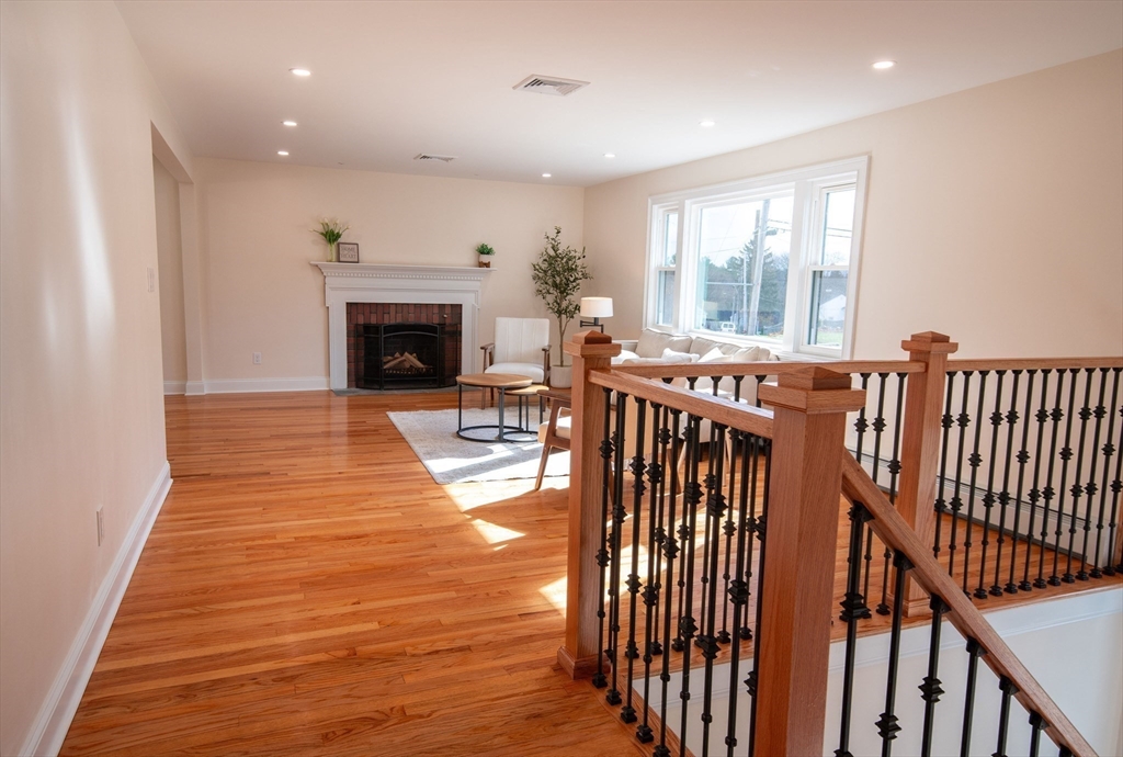 33 Marla Lane Reading, MA 01867 - Photo 13 of 42