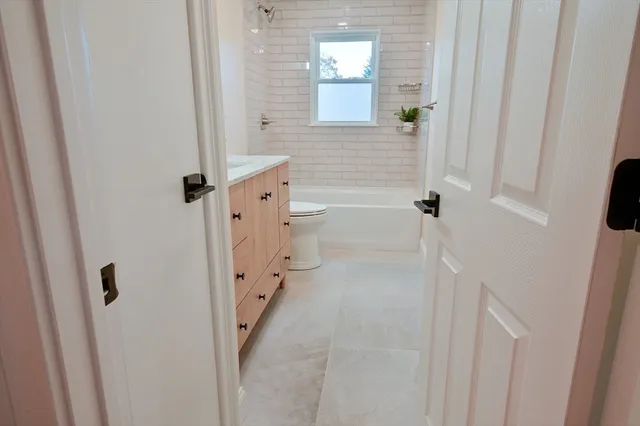 $1,275,000 | 33 Marla Lane, Reading, MA 01867