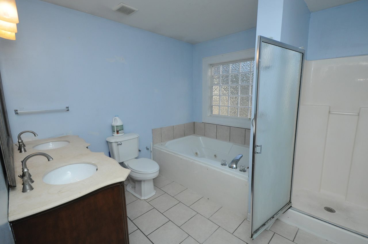 2916 Bannockburn Road Memphis, TN 38128 - Photo 7 of 24 Gallery Image 7