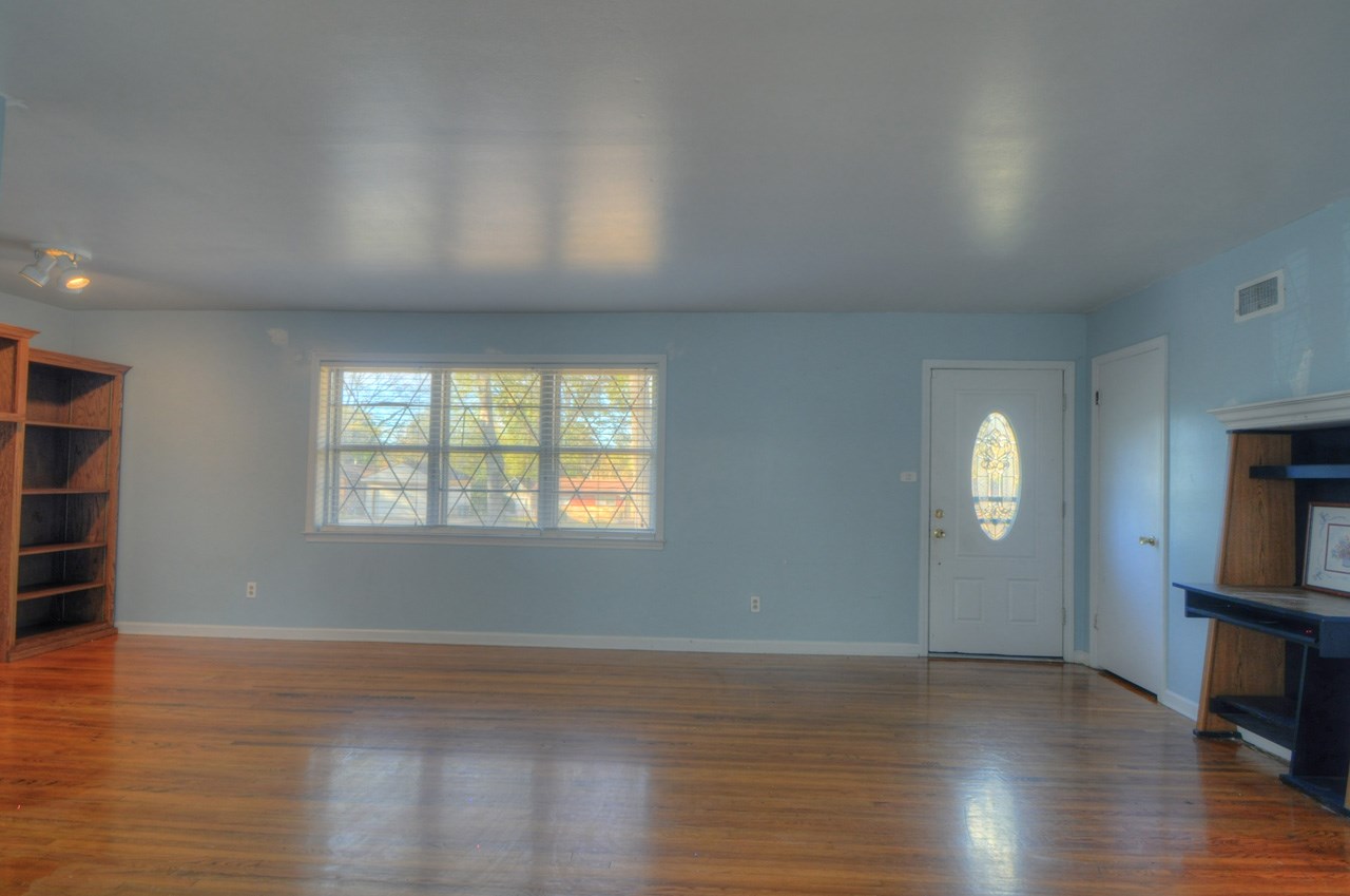 2916 Bannockburn Road Memphis, TN 38128 - Photo 8 of 24 Gallery Image 8