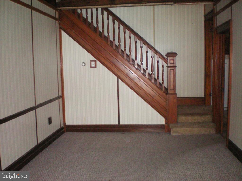 178 North Reamstown Road Stevens, PA 17578 - Photo 7 of 8 Gallery Image 7