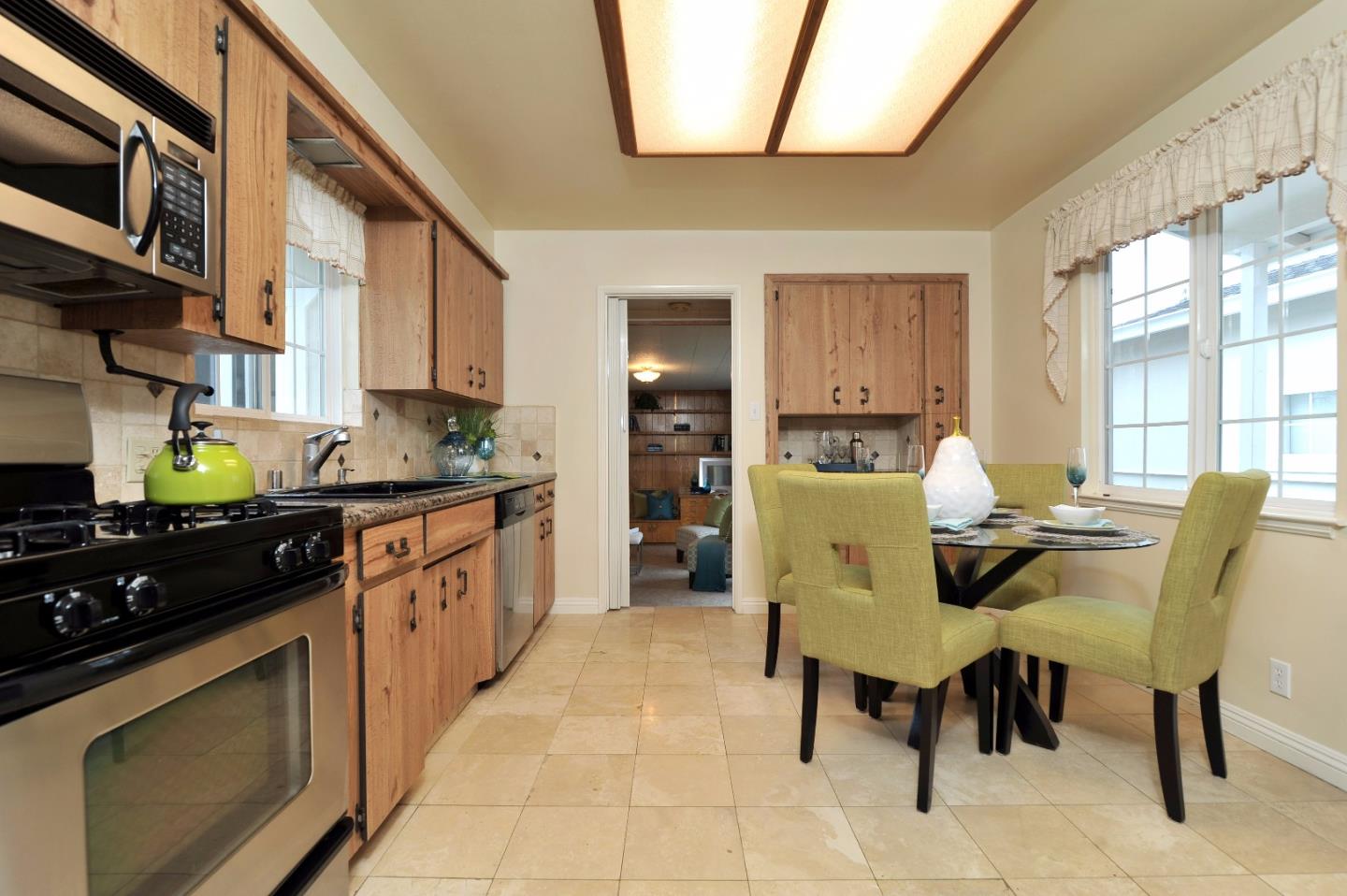 824 Bucknall Road Campbell, CA 95008 - Photo 2 of 10 Gallery Image 2