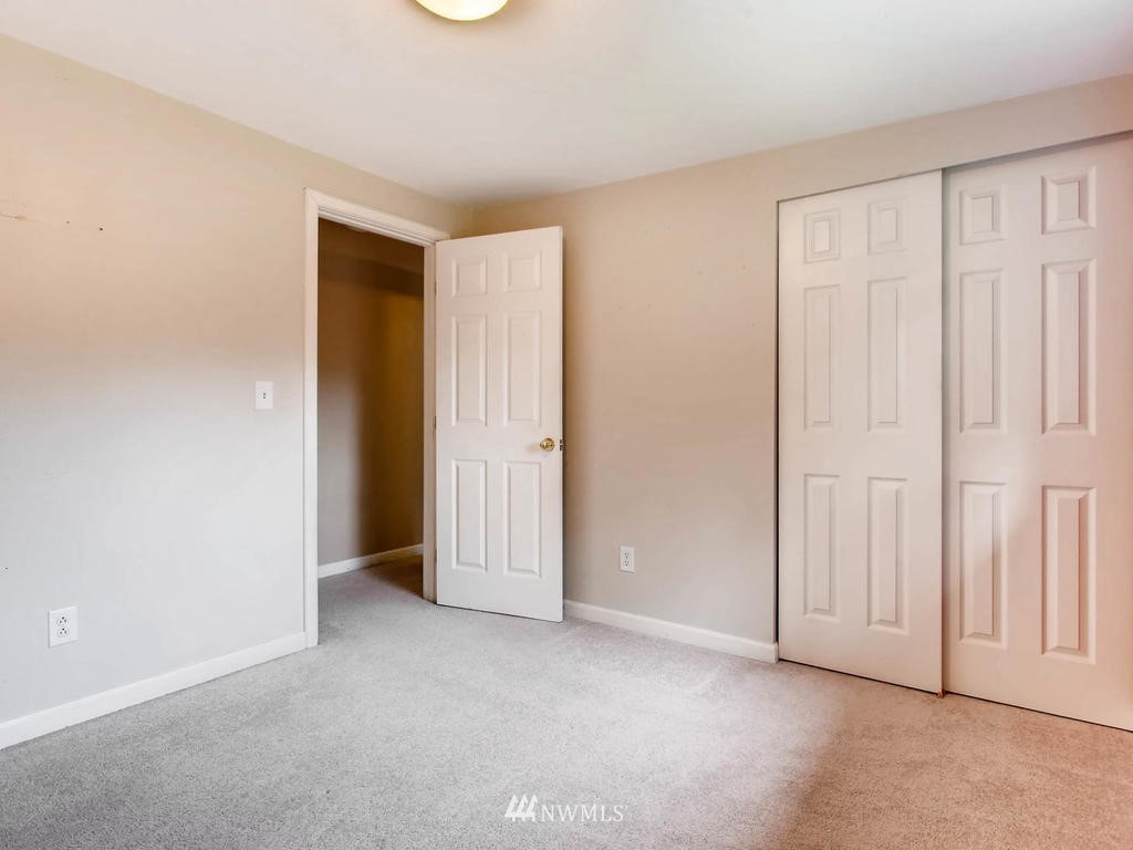 14526 167th Place Southeast Renton, WA 98059 - Photo 10 of 23 Gallery Image 10