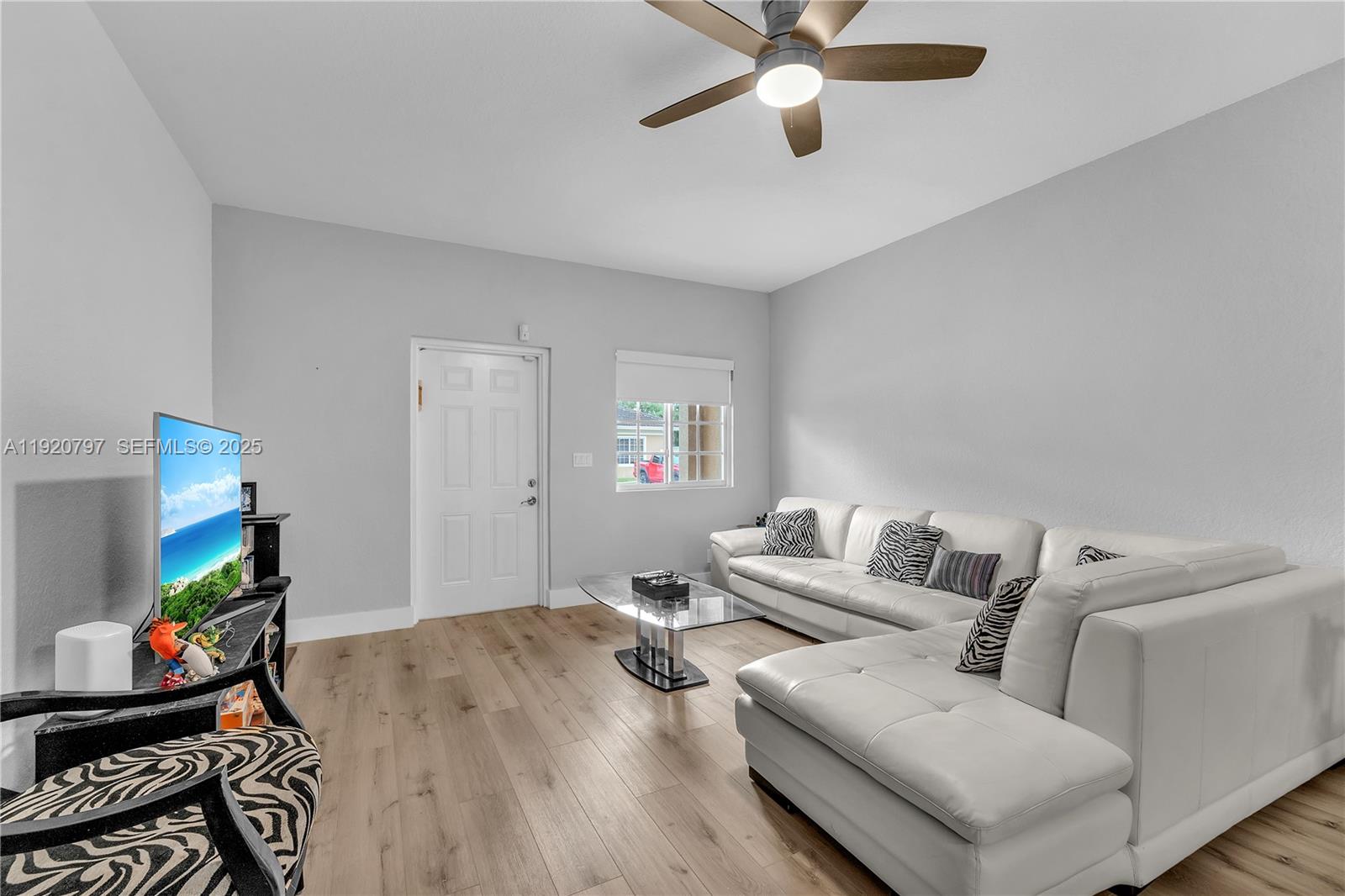 4950 Washington Street, Unit 1 Hollywood, FL 33021 - Photo 4 of 15