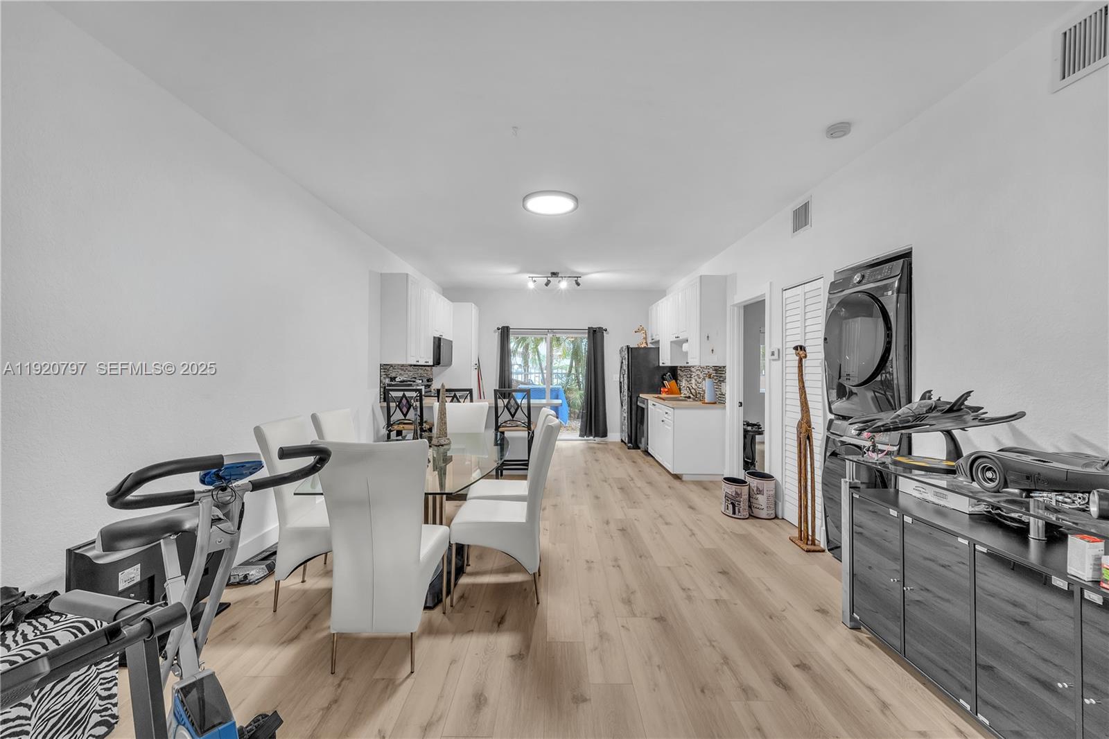 4950 Washington Street, Unit 1 Hollywood, FL 33021 - Photo 6 of 15