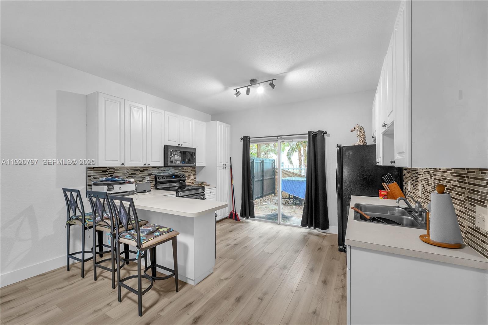 4950 Washington Street, Unit 1 Hollywood, FL 33021 - Photo 7 of 15