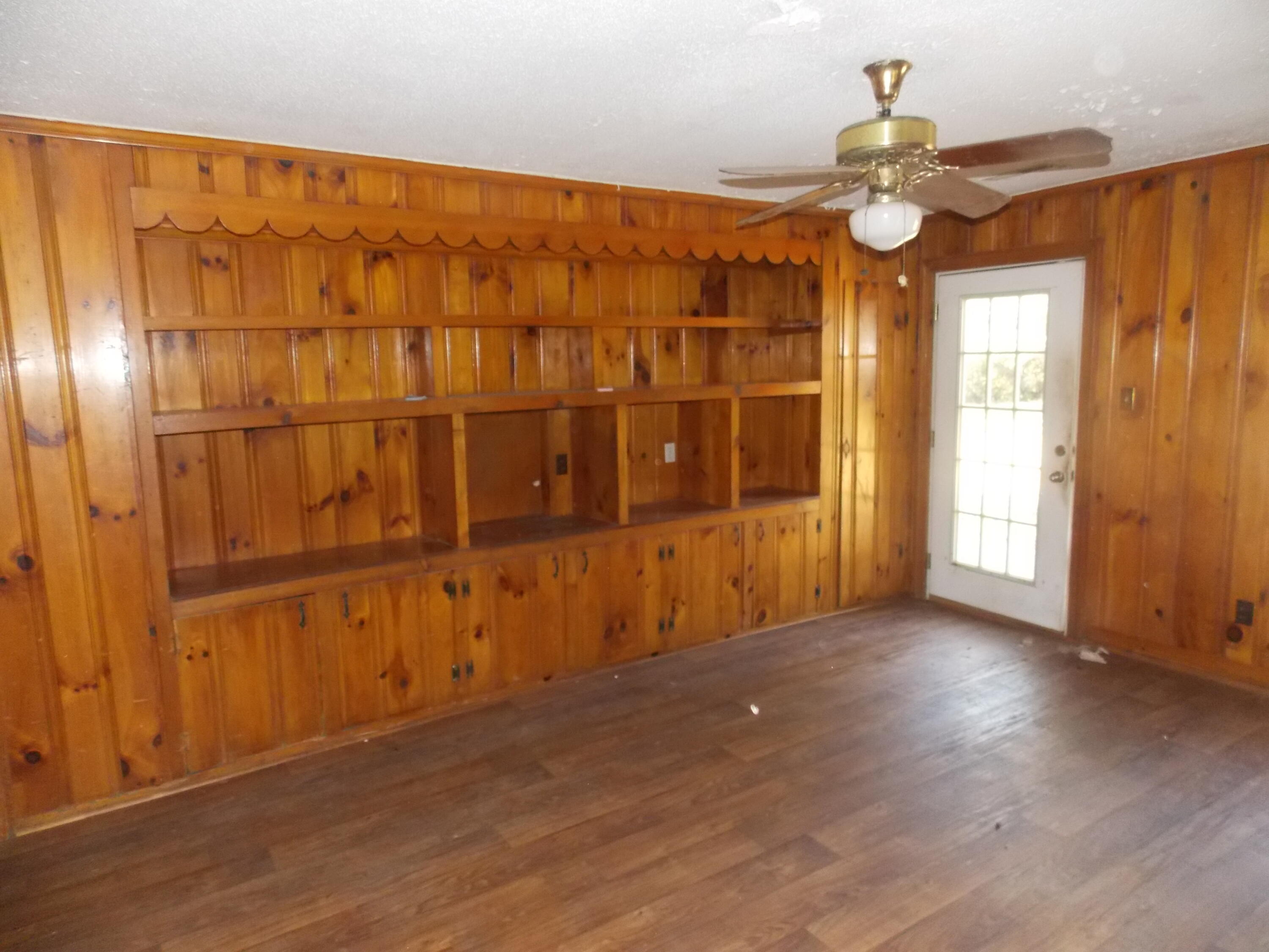 120 Railroad Avenue Reevesville, SC 29471 - Photo 7 of 17 120 RR