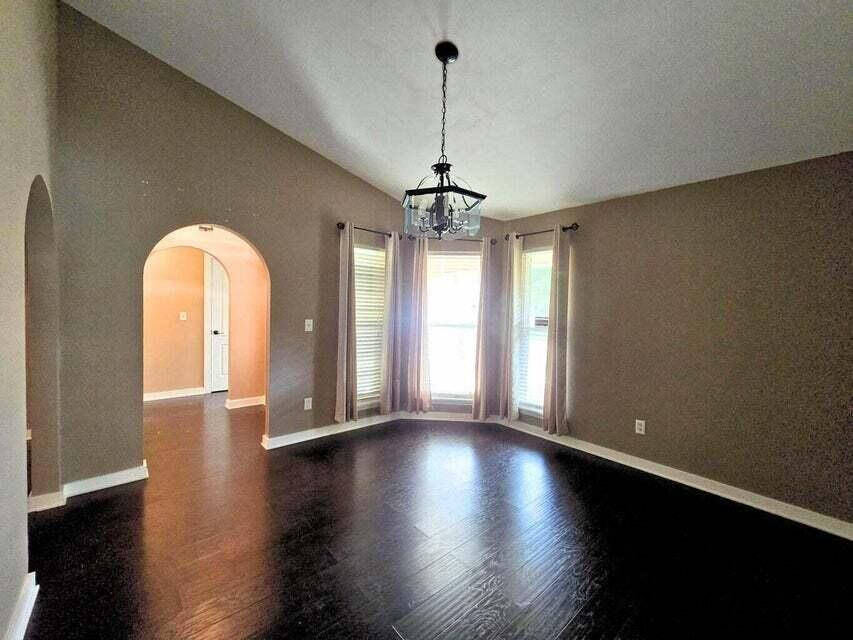 401 Evans Road Niceville, FL 32578 - Photo 5 of 29 20250106193202783266000000-o