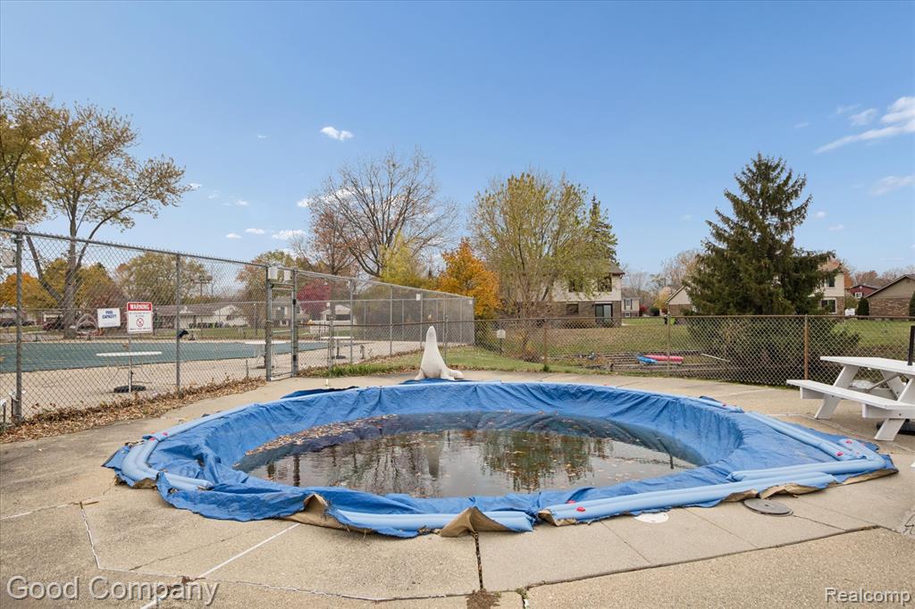 22565 Sheridan Road Novi, MI 48375 - Photo 55 of 58