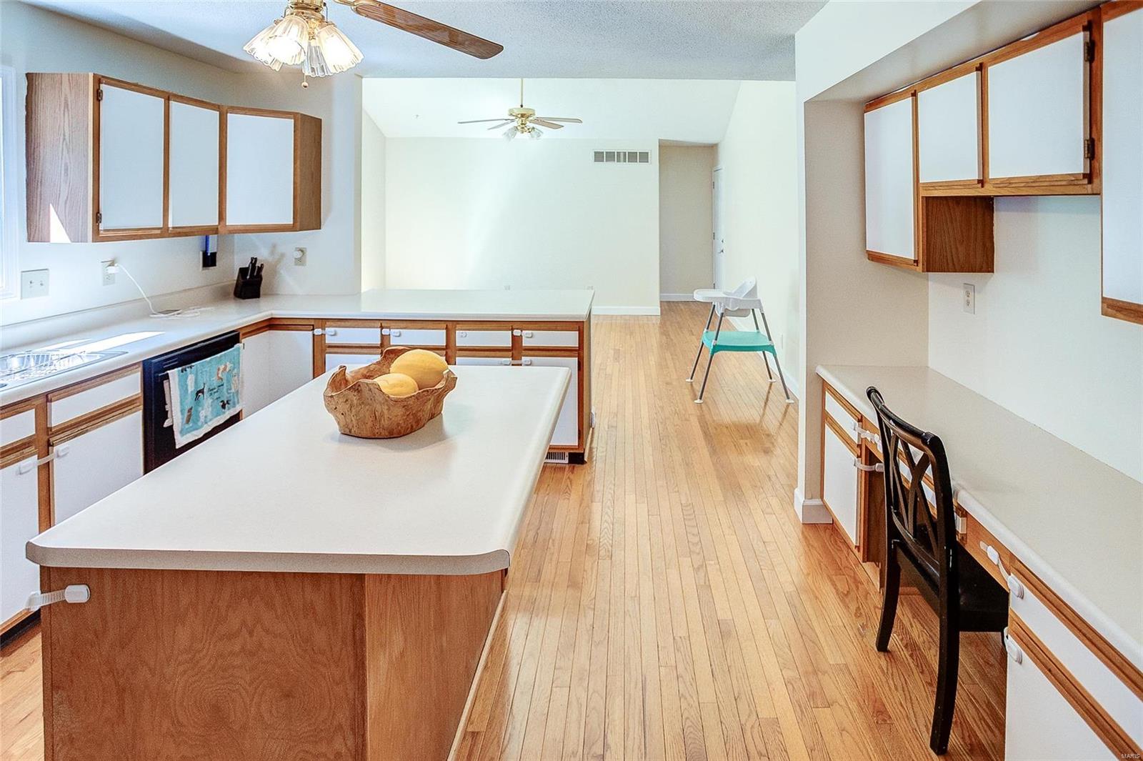 1301 Fox Lake Drive Godfrey, IL 62035 - Photo 15 of 59