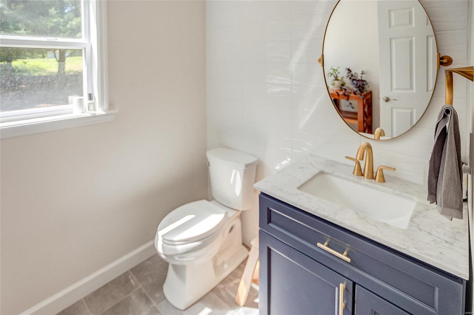 1301 Fox Lake Drive Godfrey, IL 62035 - Photo 22 of 59