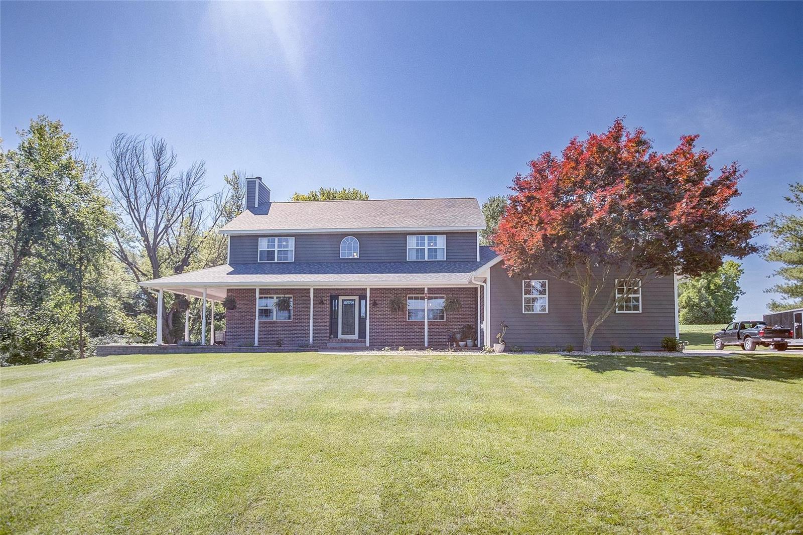 1301 Fox Lake Drive Godfrey, IL 62035 - Photo 3 of 59