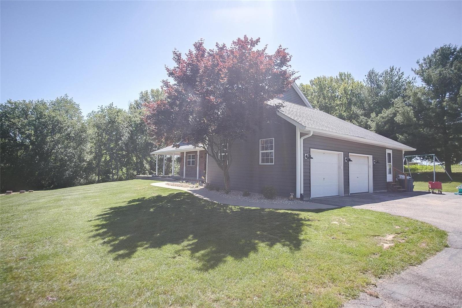 1301 Fox Lake Drive Godfrey, IL 62035 - Photo 45 of 59