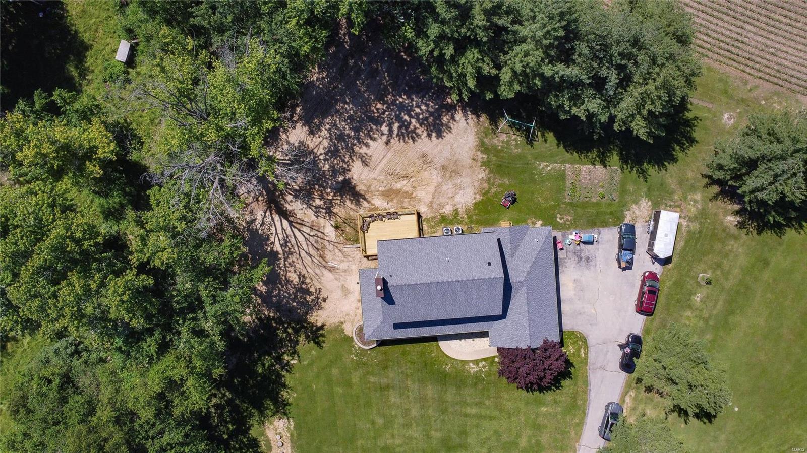 1301 Fox Lake Drive Godfrey, IL 62035 - Photo 50 of 59