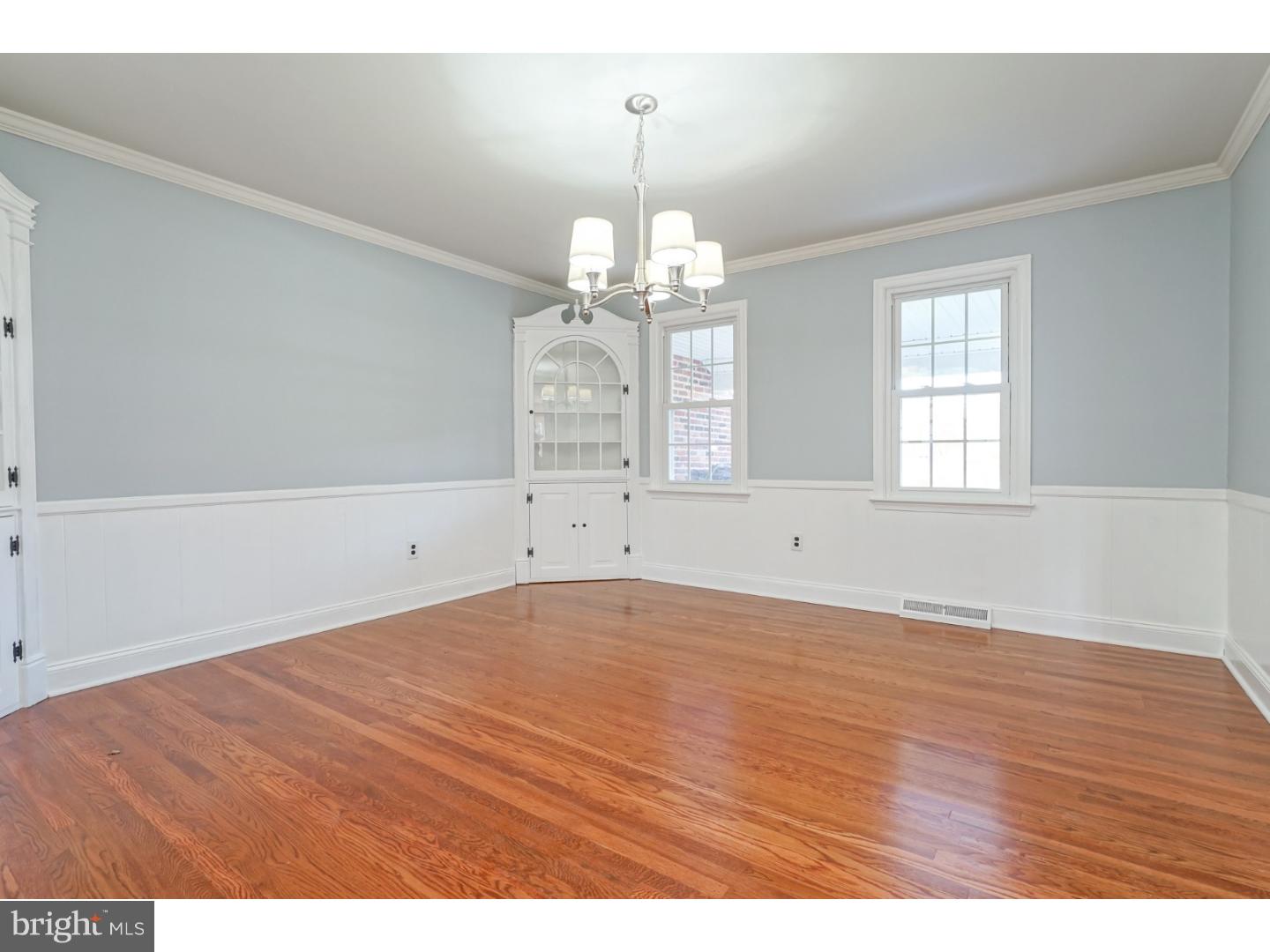 156 Forest Road Moorestown, NJ 08057 - Photo 14 of 25 Dining Room