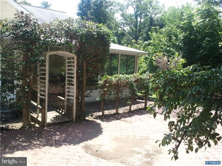 104 Stanton Road Wilmington, DE 19804 - Photo 2 of 10 Gallery Image 2