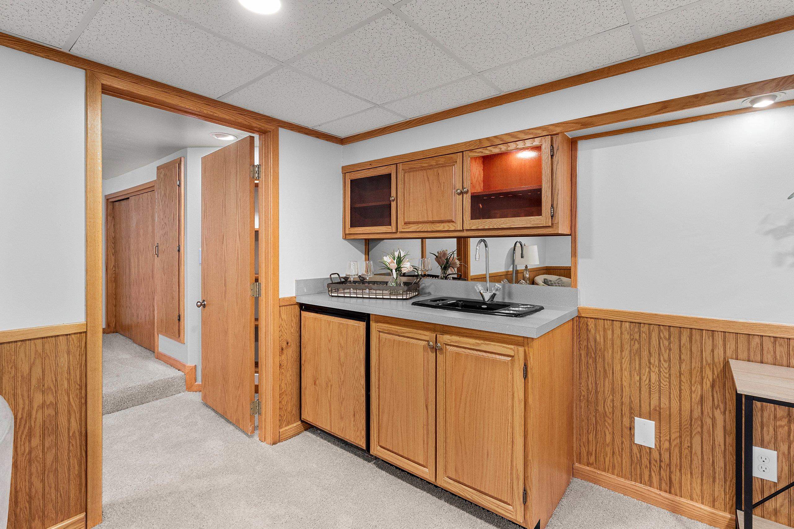 2110 North 8th Street Manitowoc, WI 54220 - Photo 49 of 54