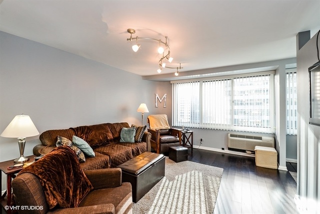 211 East Ohio Street, Unit 1106 Chicago, IL 60611 - Photo 2 of 19