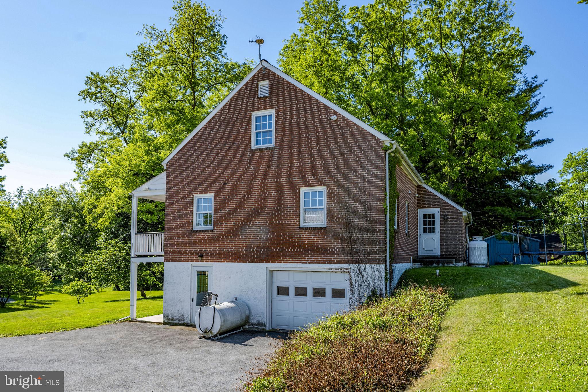 131 Pinetown Road Leola, PA 17540 - Photo 18 of 66