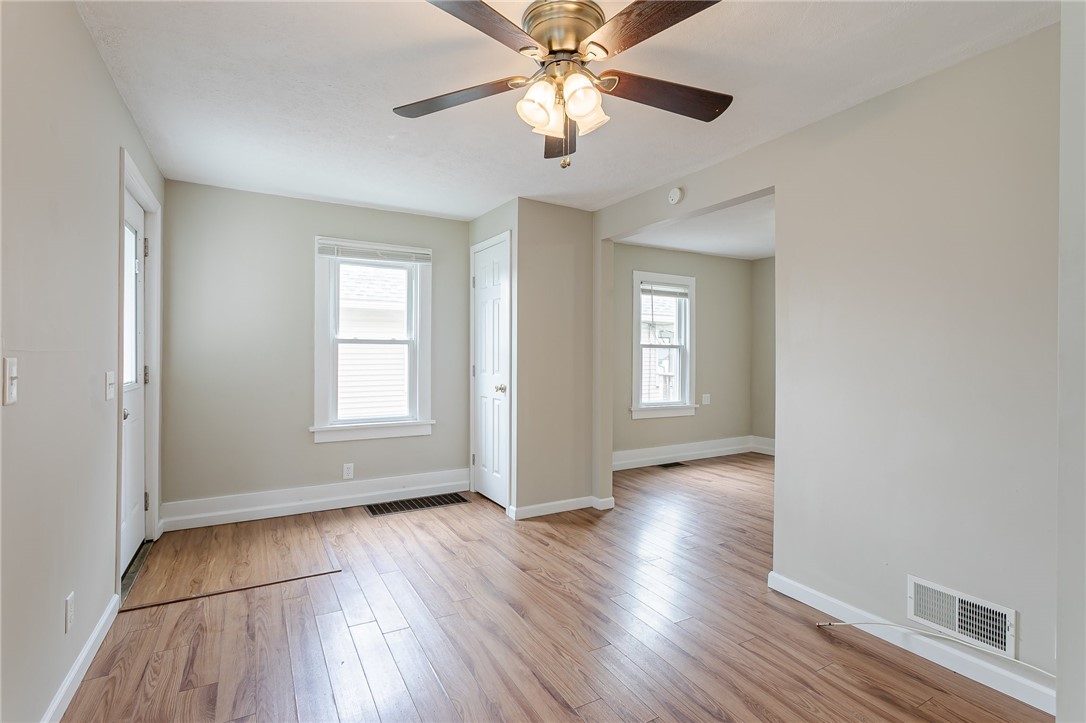 401 Crossfield Road Irondequoit, NY 14609 - Photo 12 of 24