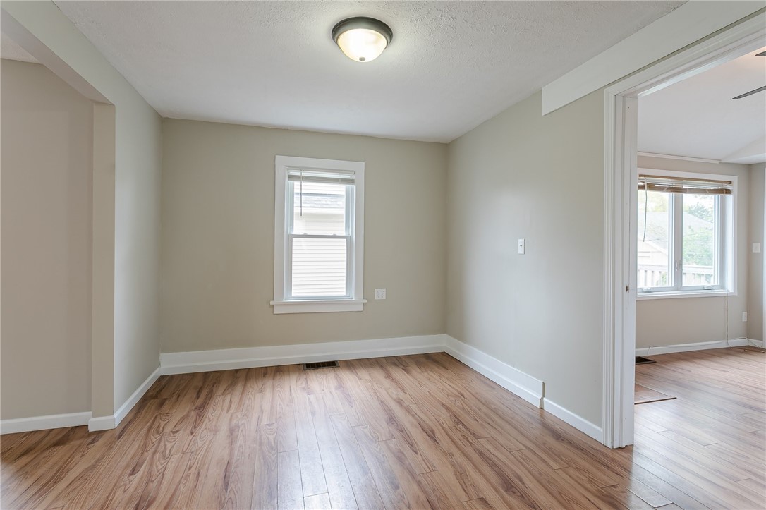 401 Crossfield Road Irondequoit, NY 14609 - Photo 10 of 24