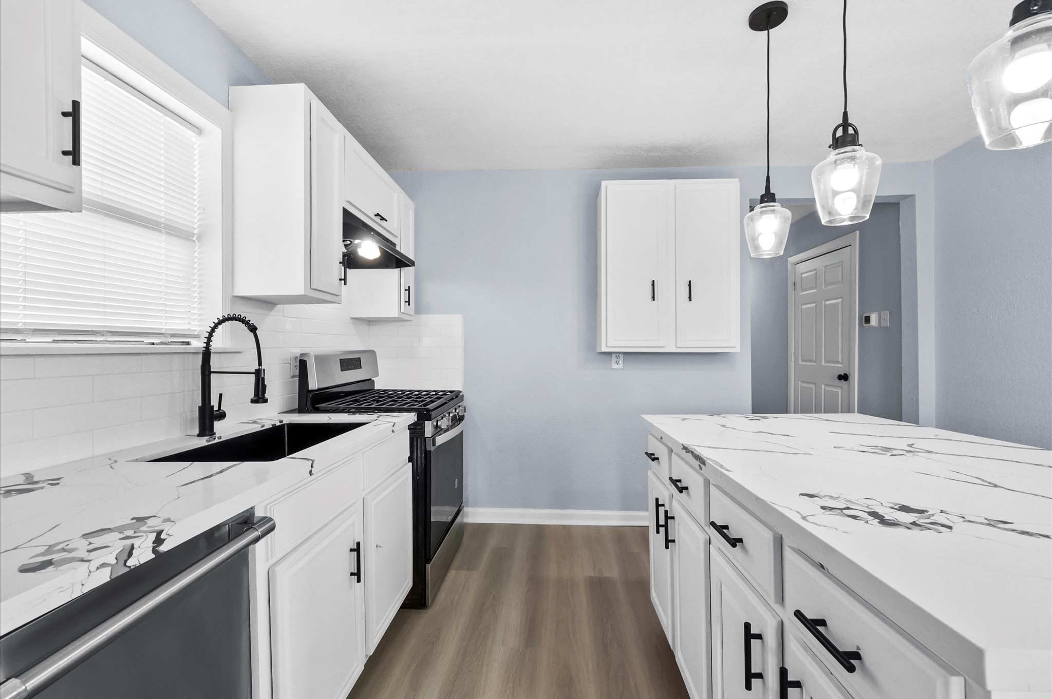 8413 Safeguard Street Houston, TX 77051 - Photo 9 of 22